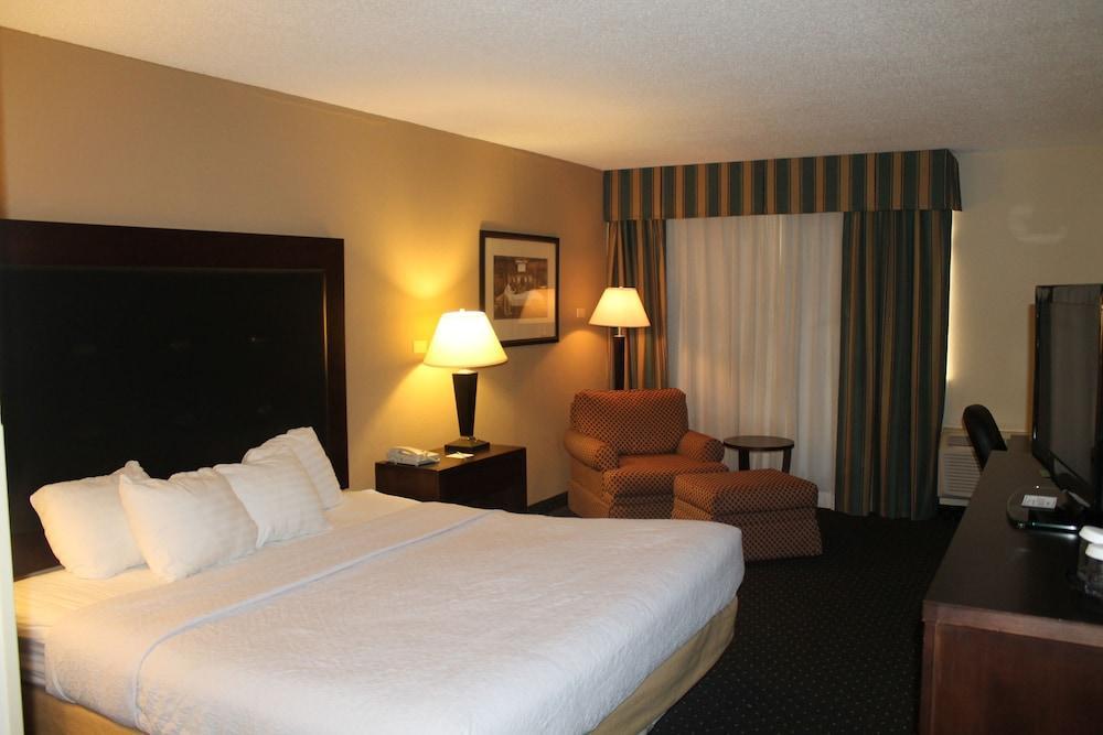 Doubletree By Hilton Winston Salem - University, Nc Dış mekan fotoğraf