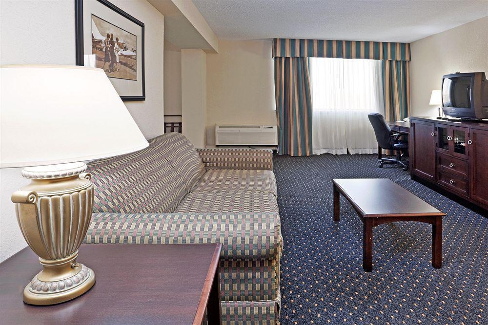 Doubletree By Hilton Winston Salem - University, Nc Oda fotoğraf
