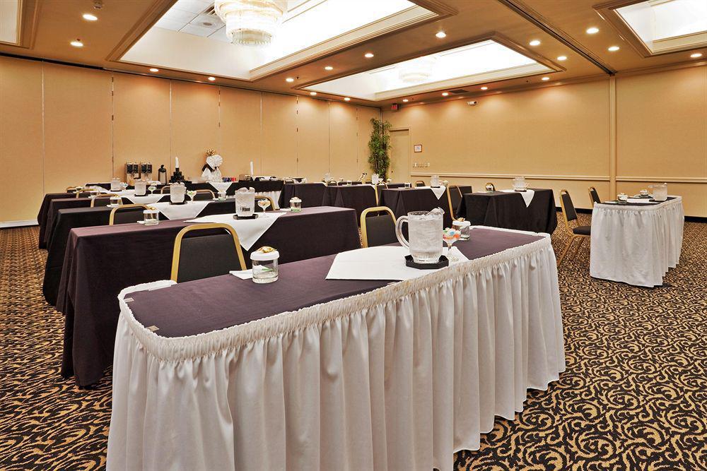 Doubletree By Hilton Winston Salem - University, Nc Konforlar fotoğraf