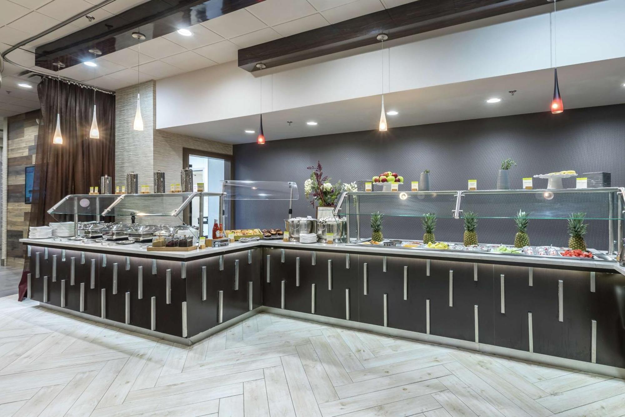Doubletree By Hilton Winston Salem - University, Nc Dış mekan fotoğraf